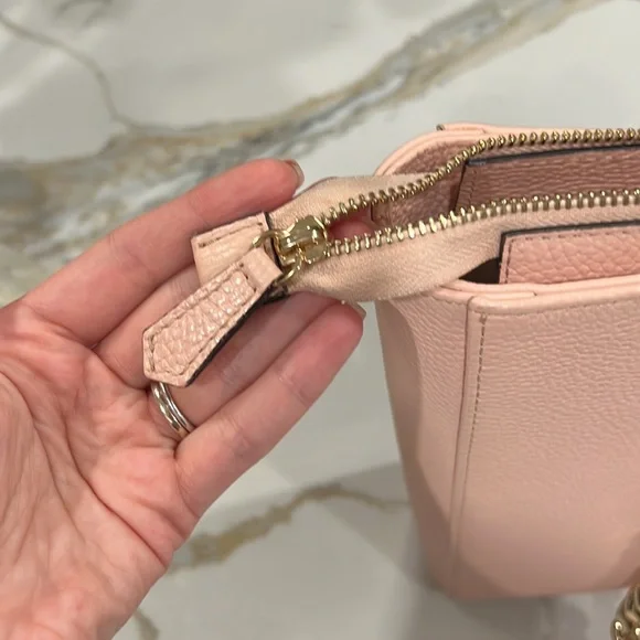 Valentino bag, large size, in excellent condition, see photos and video. - Picture 5 of 15